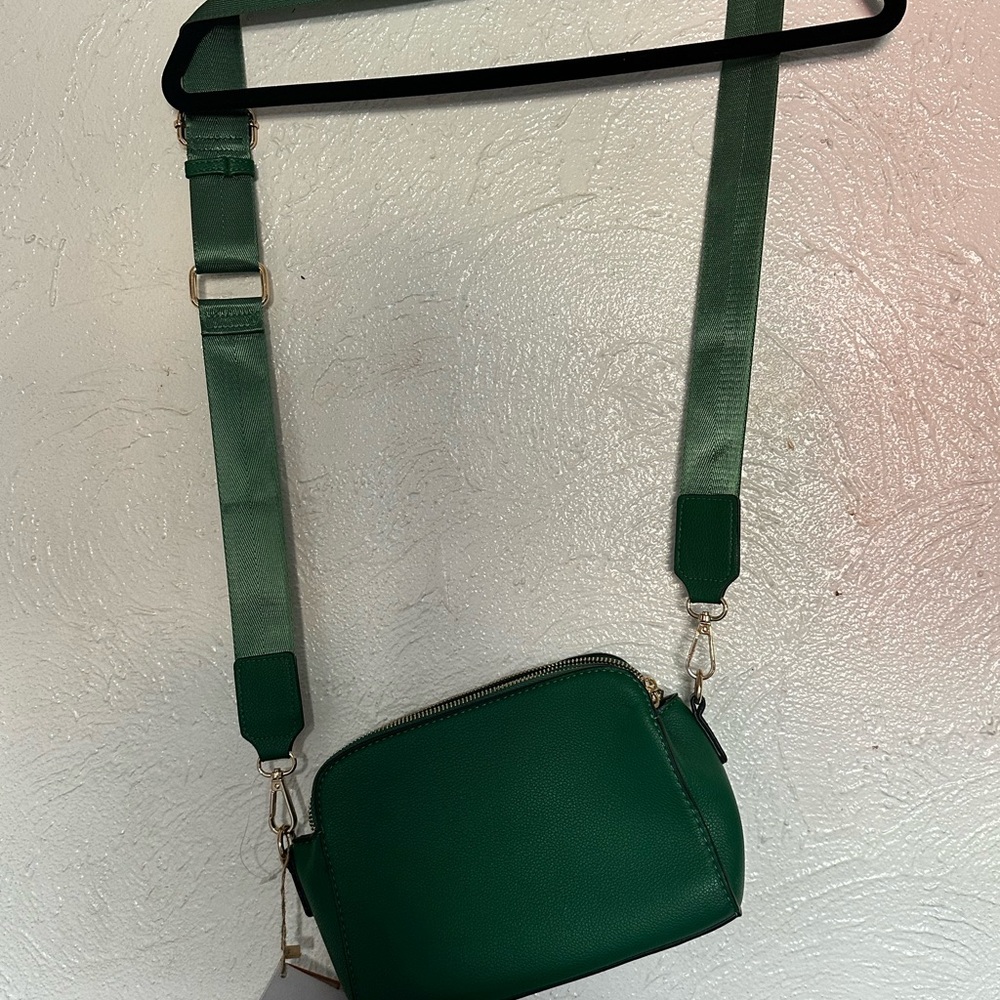 Green Crossbody Camera Bag - Women
